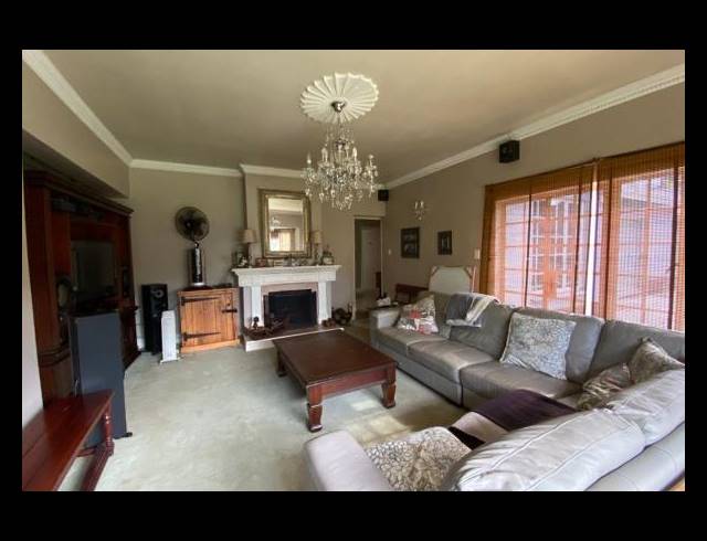 3 BEDROOM HOUSE FOR SALE IN MONTROSE